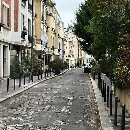 Refait A Neuf En Plein ! Paris